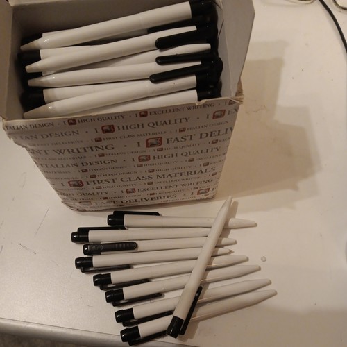 Pens box 100 ball point - 100,
