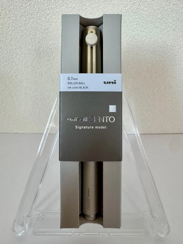 Uni ball zento - zento, signature